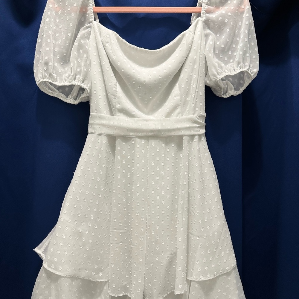 B SMART adorable White Textured Mini Dress